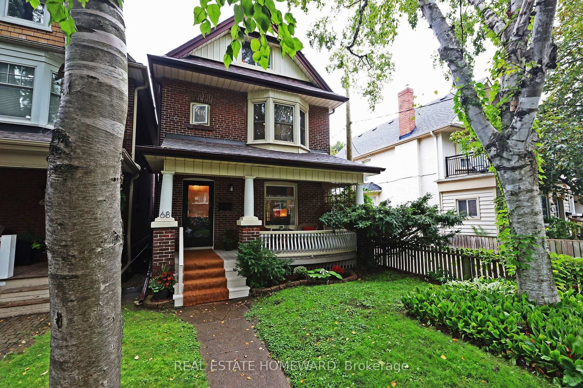 68 Elmer Avenue, Toronto, ON M4L 3R7