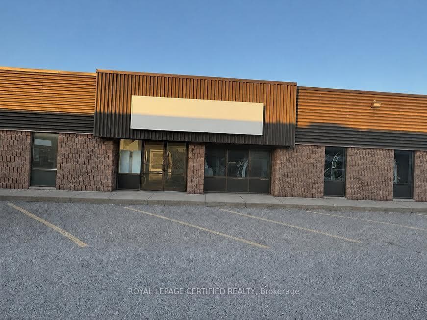 610 Newbold Street 6, London South, ON N6E 2T6