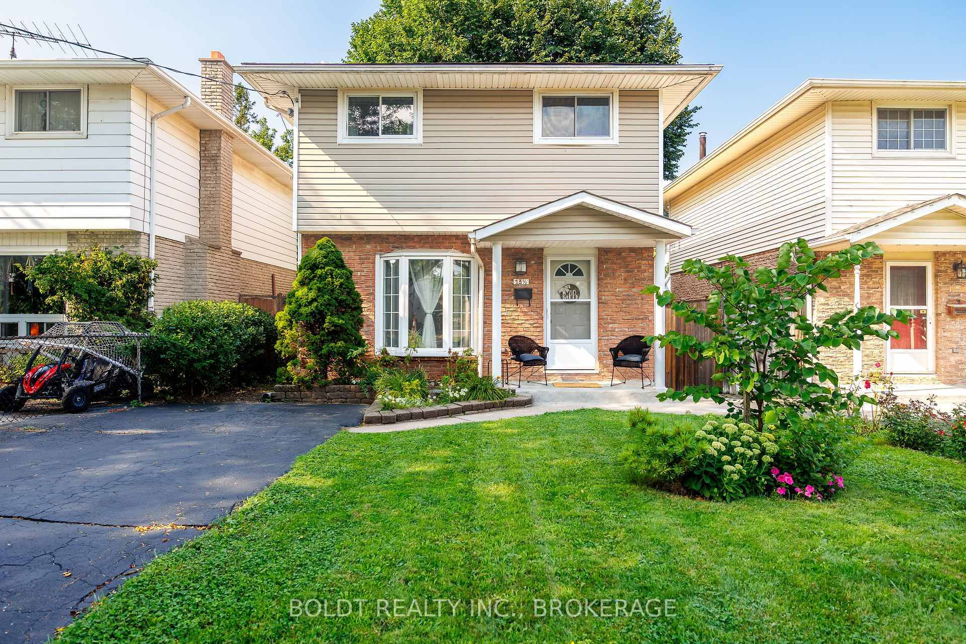 13 1/2 Northglen Avenue, St. Catharines, ON L2M 1B3
