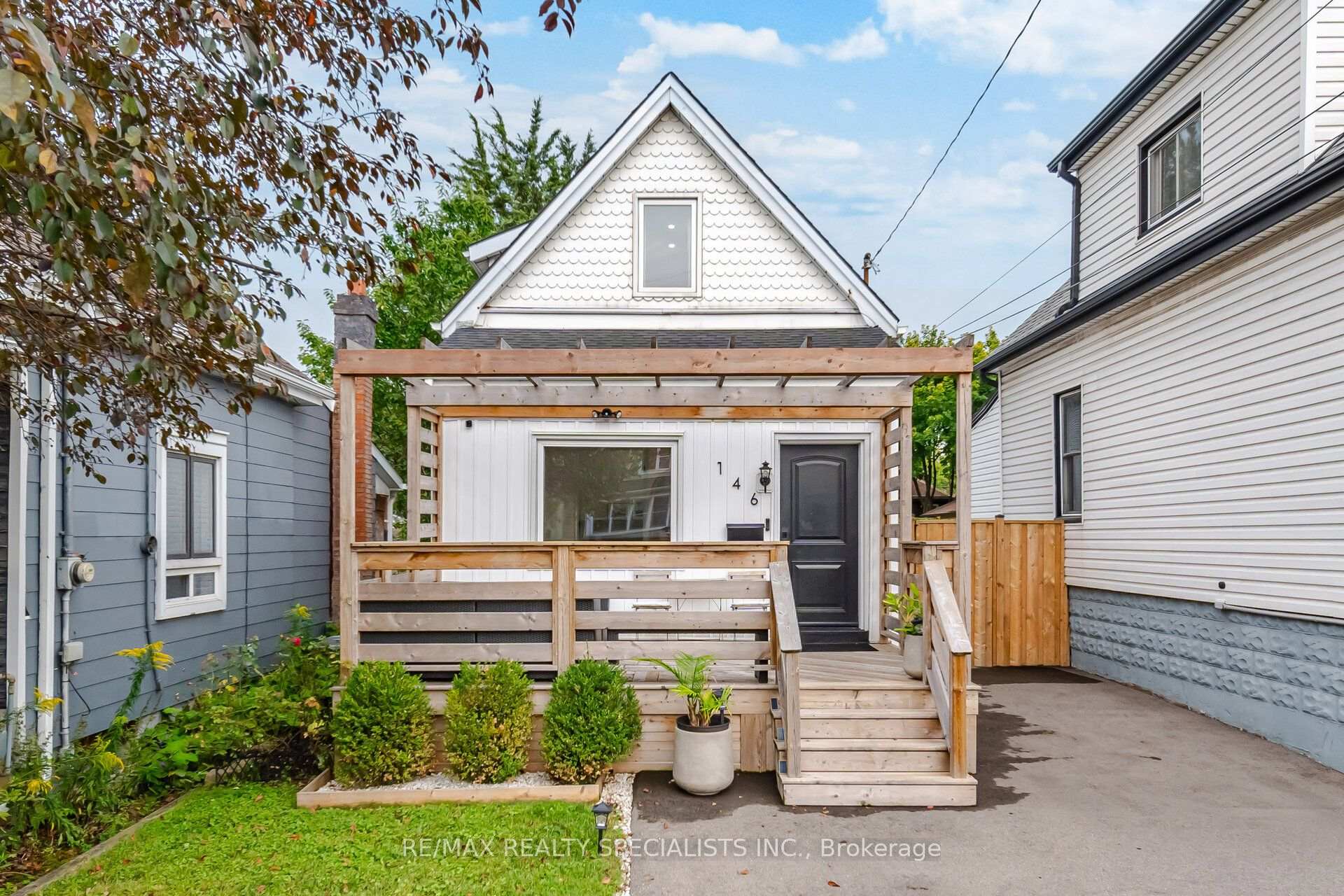 146 Campbell Avenue, Hamilton, ON L8H 2E9