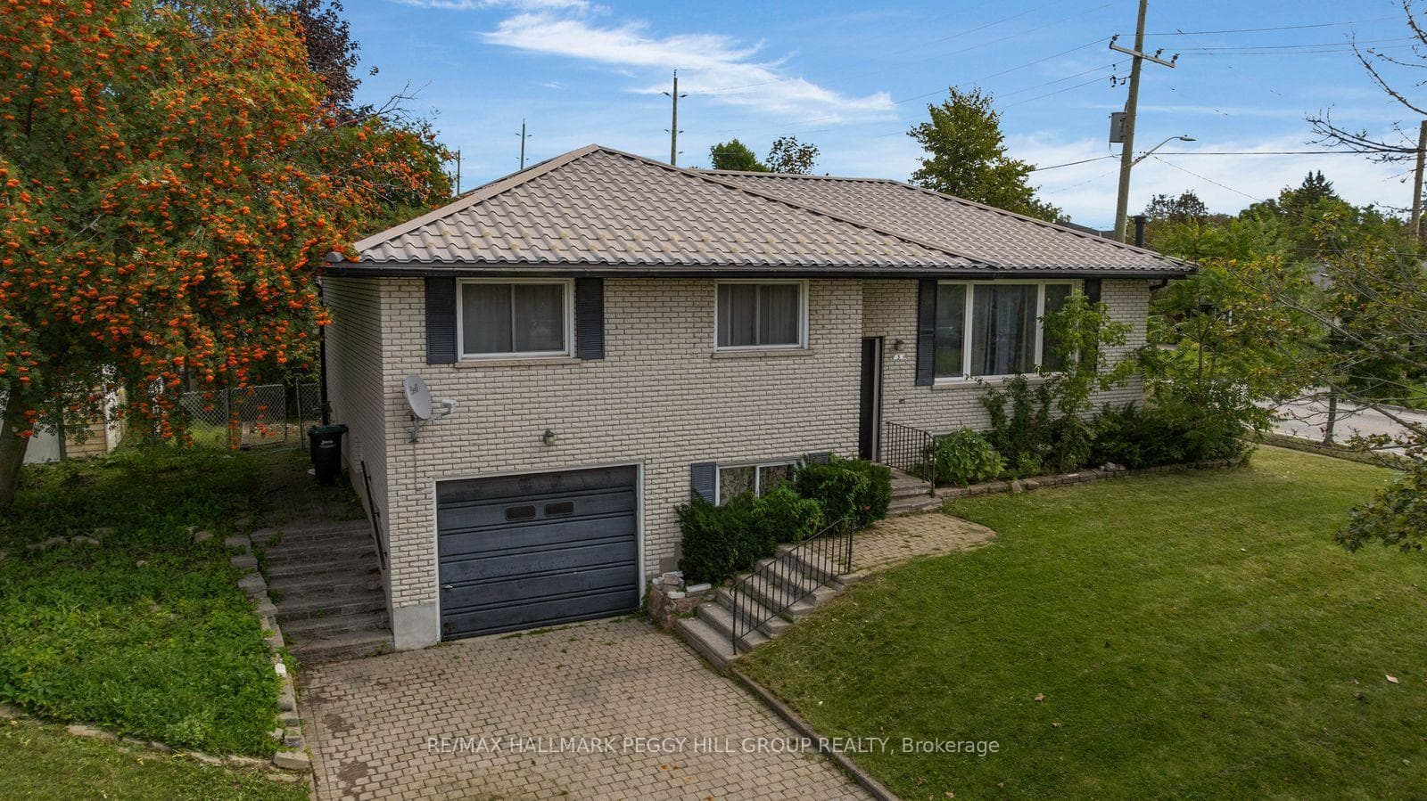 3 Blue Mound Drive, Barrie, ON L4M 4B1