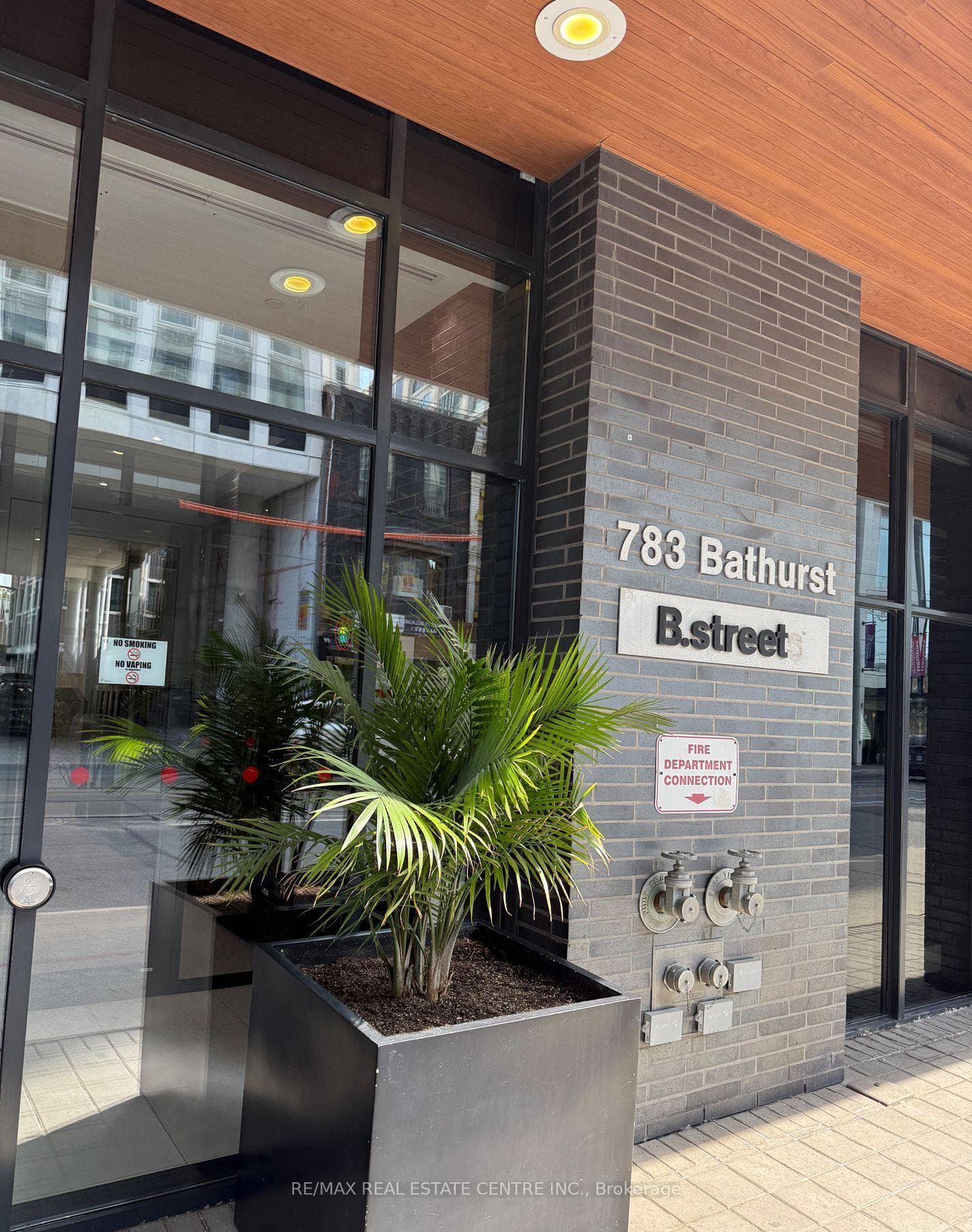 783 Bathurst Street 308, Toronto, ON M5S 0A8