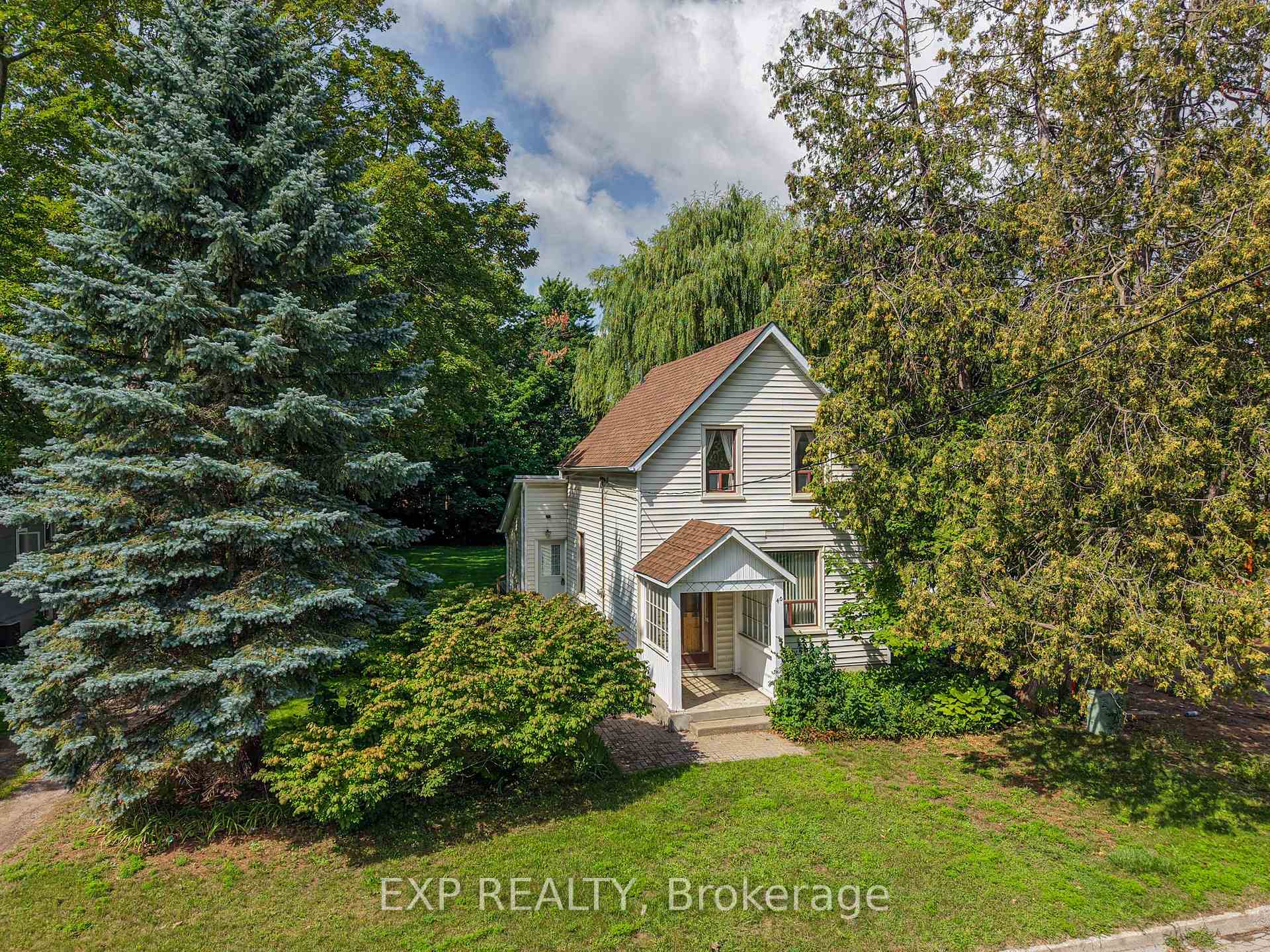 40 Marcus Street, Barrie, ON L4N 3L8