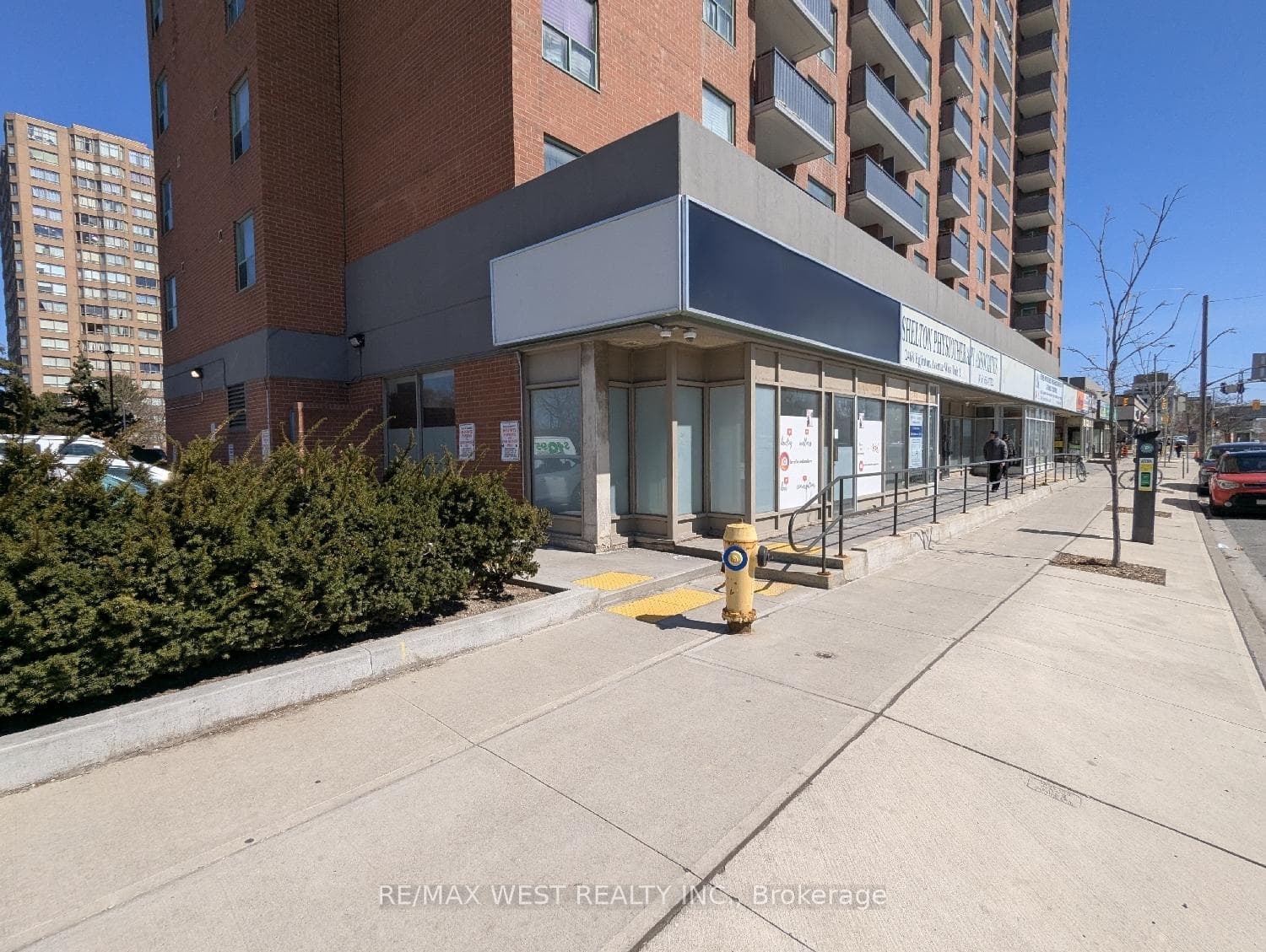 2468 Eglinton Avenue W Unit 1, Toronto, ON M6M 5E2