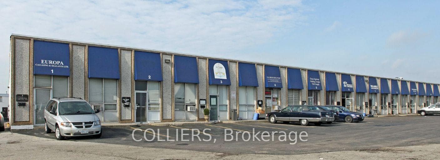 1181 Finch Avenue W 7-11, Toronto, ON M3J 2G1