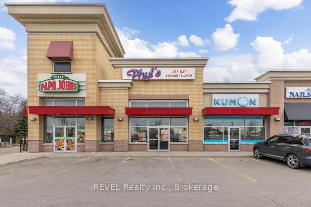 344 Glendale Avenue B2, St. Catharines, ON L2T 4E3