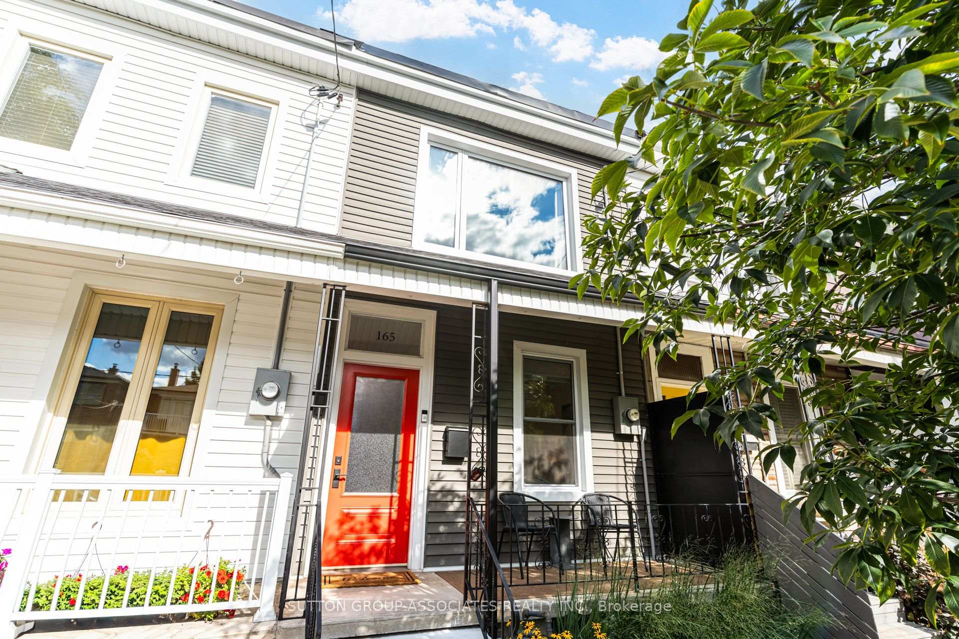 165 Sheridan Avenue, Toronto, ON M6K 2H6