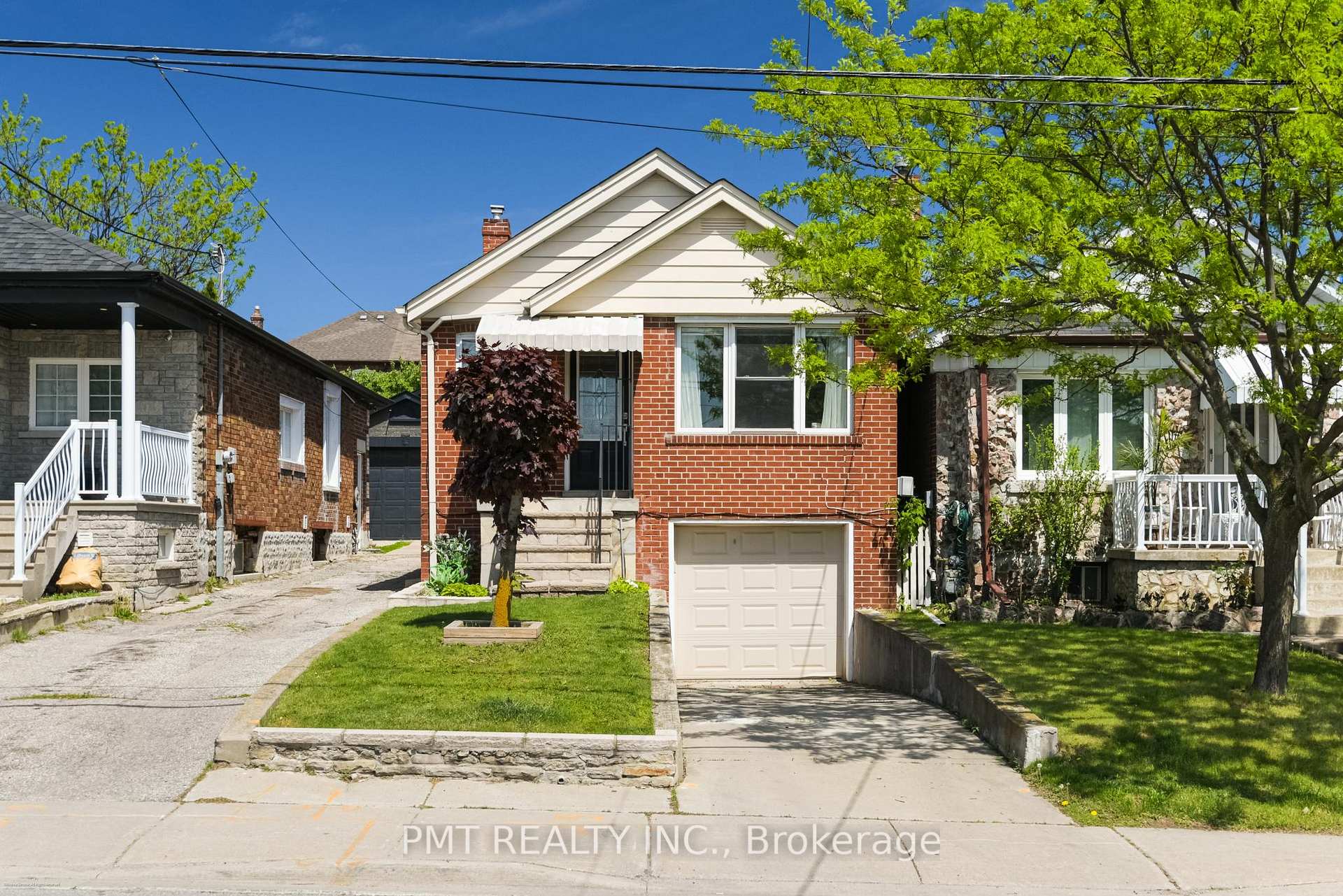 25 Ronald Avenue, Toronto, ON M6E 4M5
