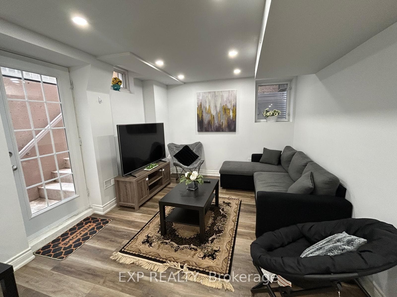 307 Burloak Drive Basement, Oakville, ON L6L 6T6