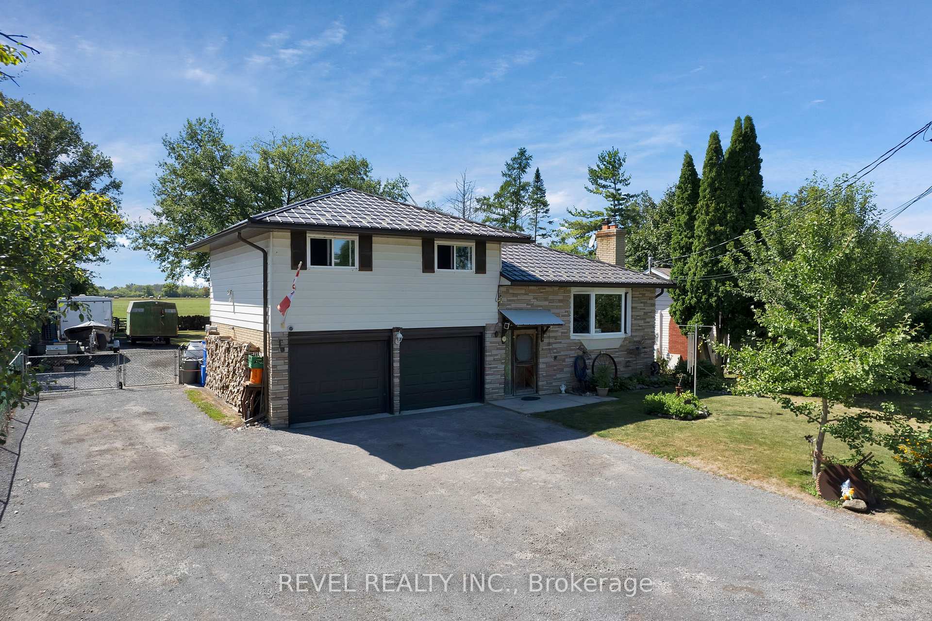 520 Duclos Point Road, Georgina, ON L0E 1N0