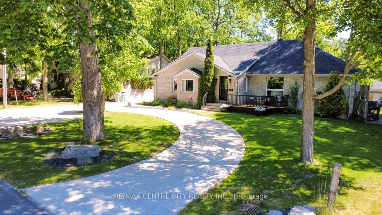 6 Prince Albert Street, Middlesex Centre, ON N0L 1E0