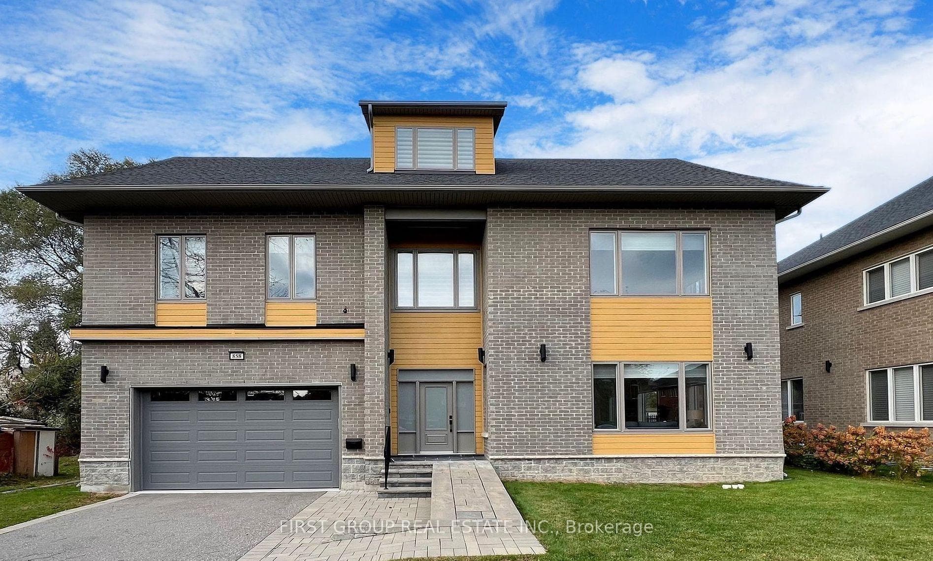 858 Strouds Lane, Pickering, ON L1V 1H2