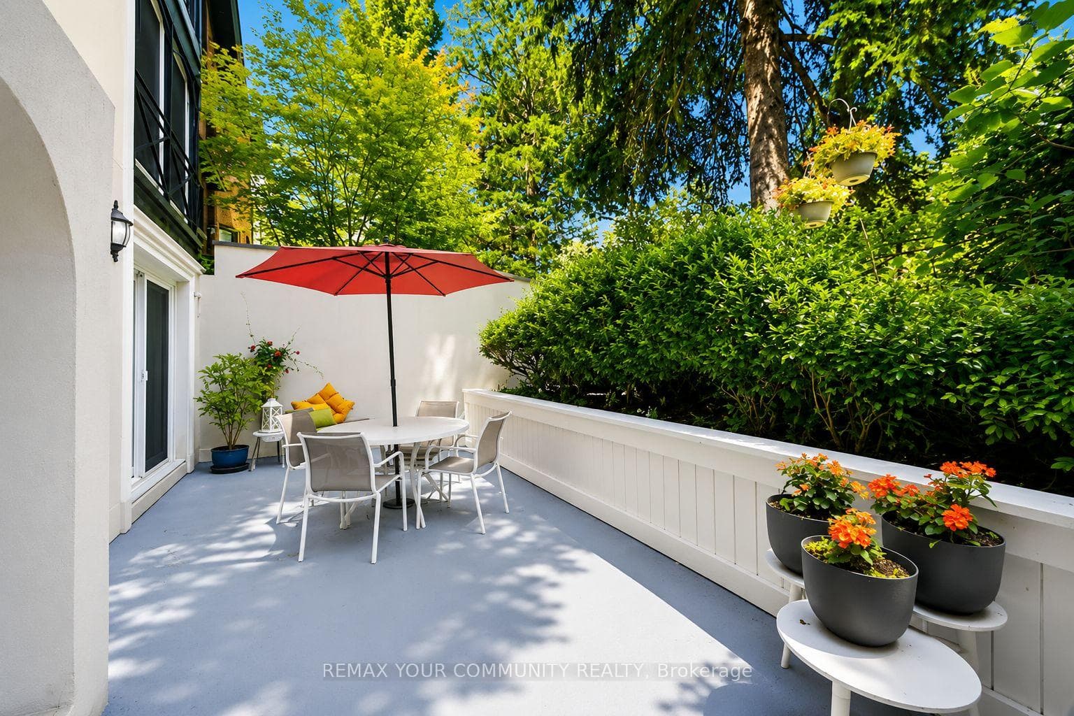 105 Heath Street W 3, Toronto, ON M4V 1T5