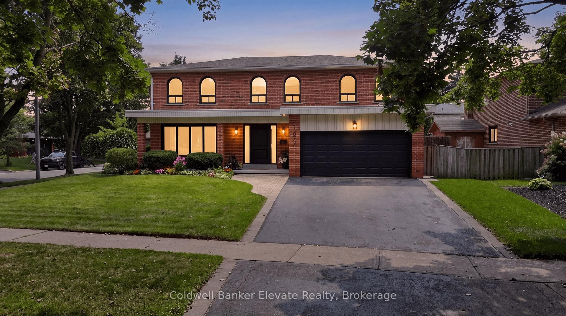 1677 Sherwood Forrest Circle, Mississauga, ON L5K 2G8