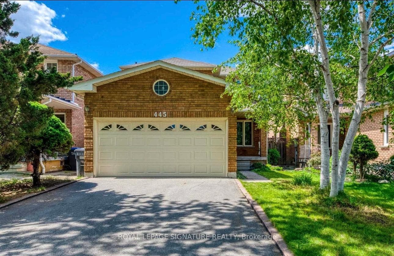 445 Malaga Road Room 1, Mississauga, ON L5E 3V8