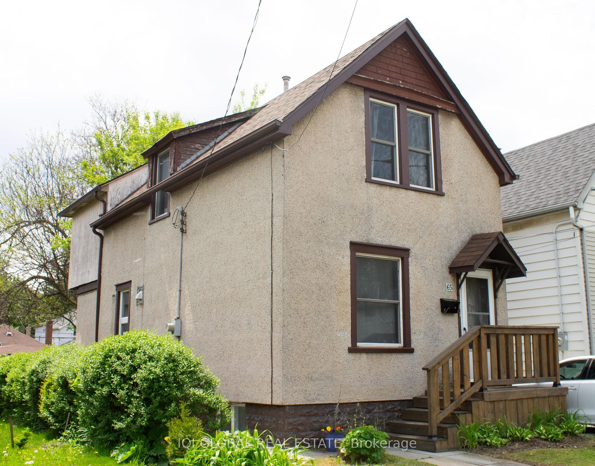 65 Holmes Avenue, Hamilton, ON L8S 2K8