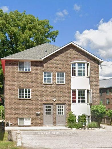 1516 Main Street W, Hamilton, ON L8S 1E3