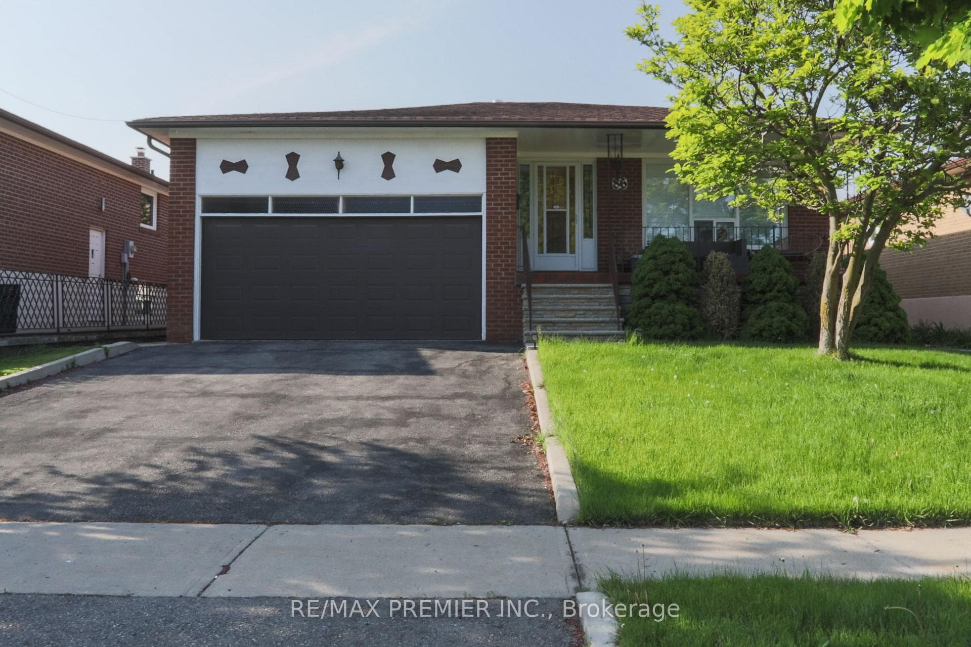 86 Harris Crescent Bsmt, Vaughan, ON L4L 1R9