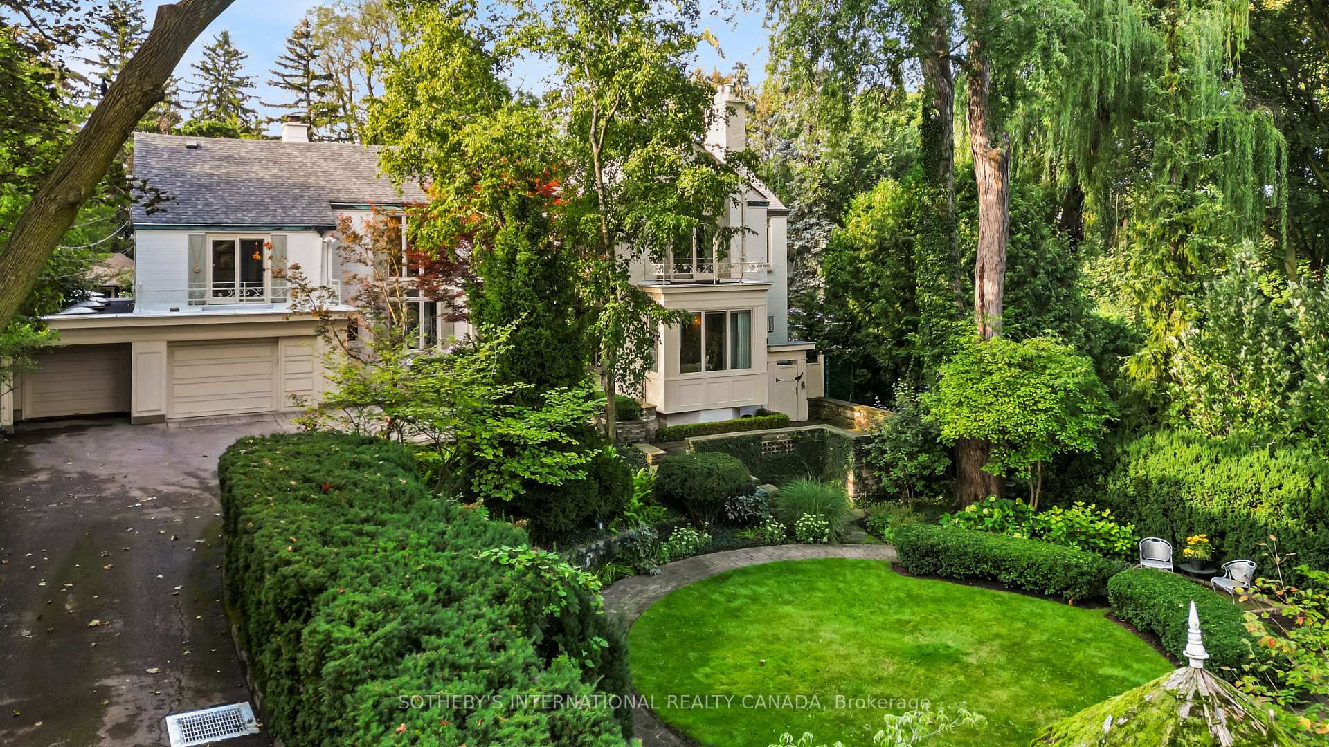 12 Forest Glen Crescent, Toronto, ON M4N 2E8
