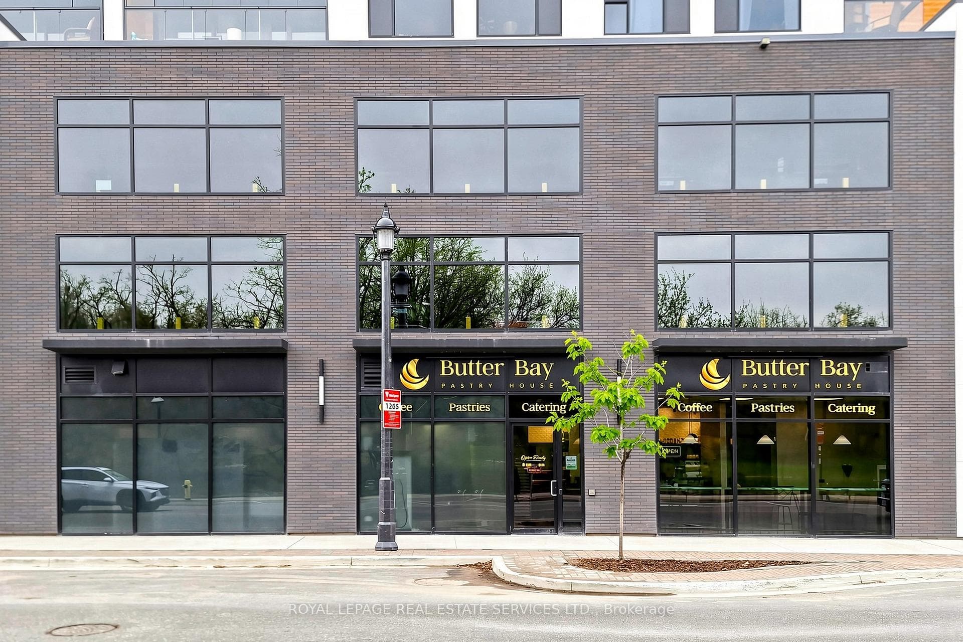 185 Dunlop Street E C3, Barrie, ON L4M 0L7
