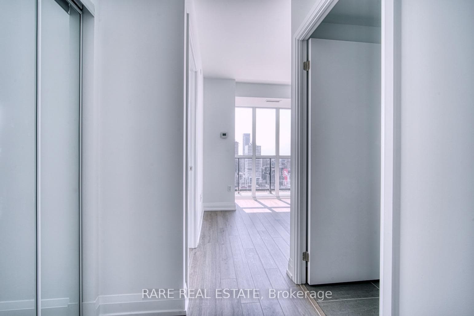 77 Mutual Street 3305, Toronto, ON M5B 0B9