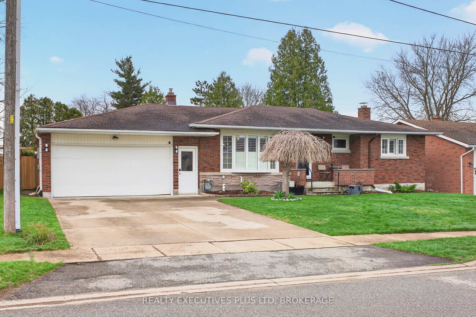 6410 Sherwood Road, Niagara Falls, ON L2E 5M1