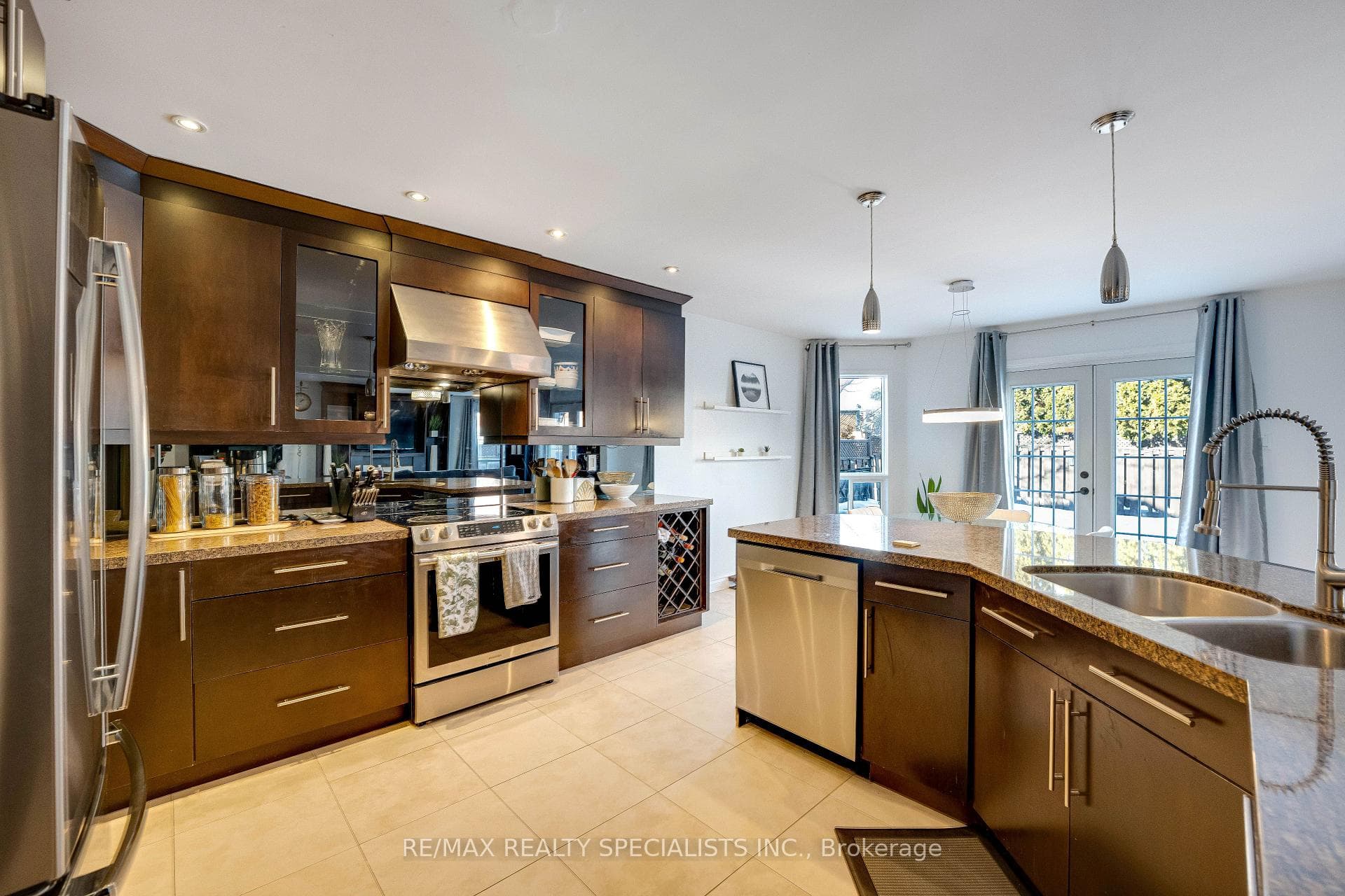 7 Banington Crescent, Brampton, ON L7A 1G4