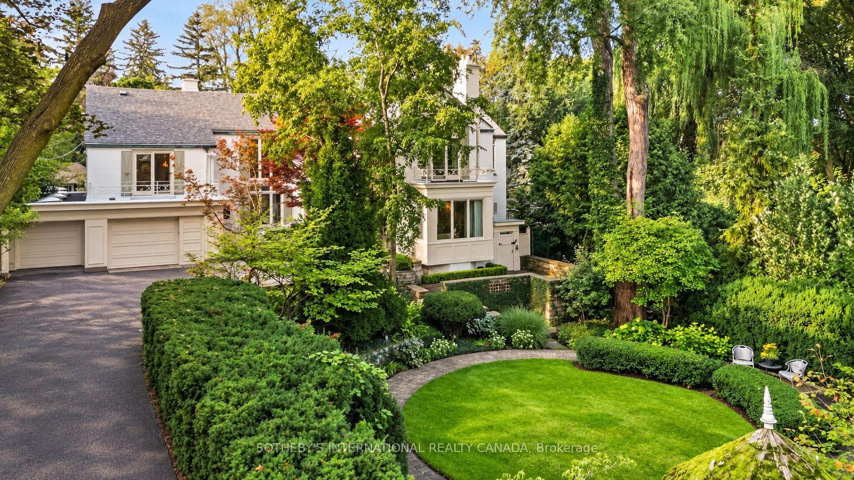 12 Forest Glen Crescent, Toronto, ON M4N 2E8