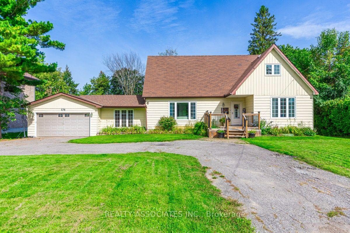 174 Bayview Avenue, Georgina, ON L4P 2S9