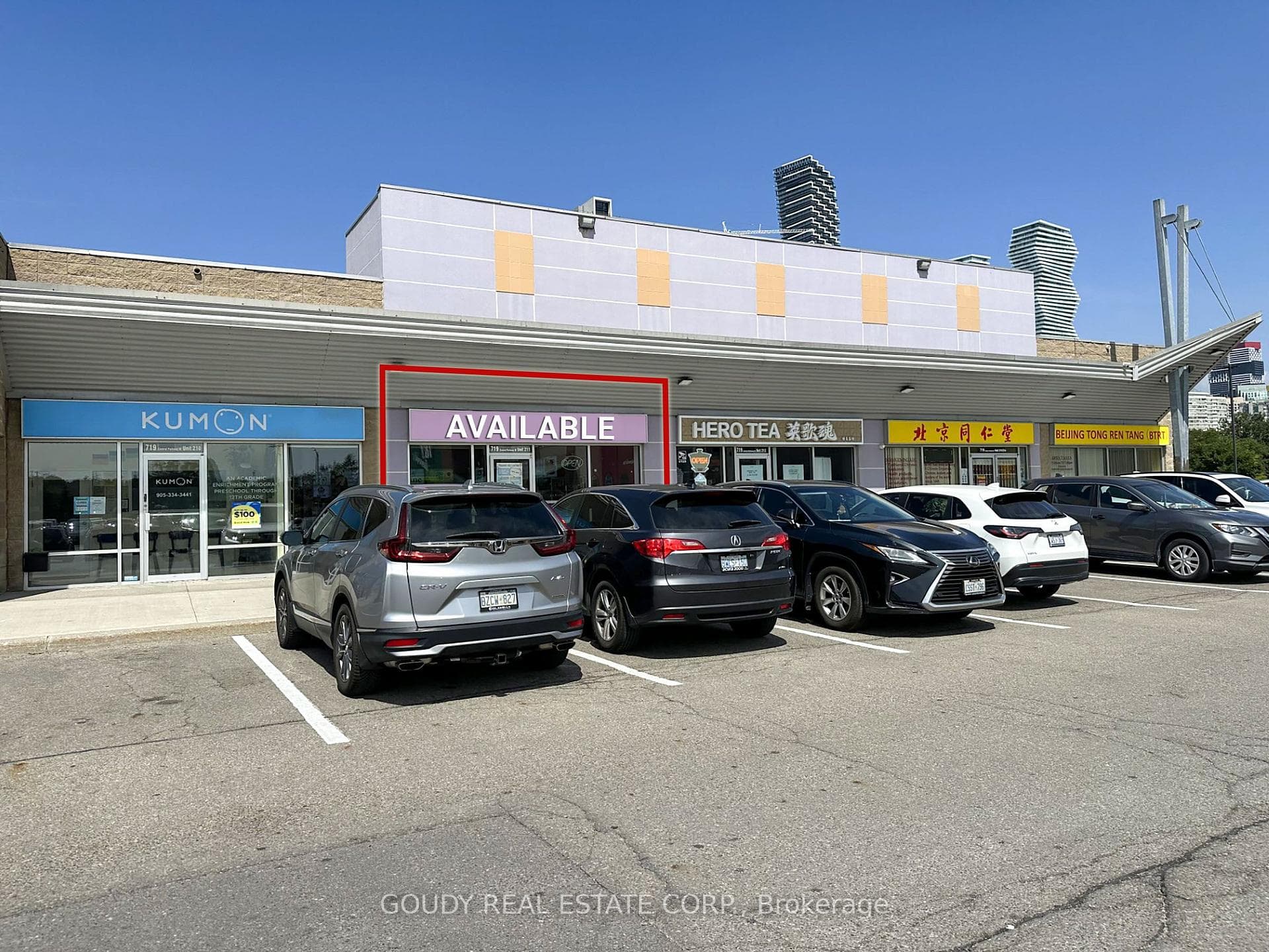 719 Central Parkway W 211, Mississauga, ON L5B 4L1
